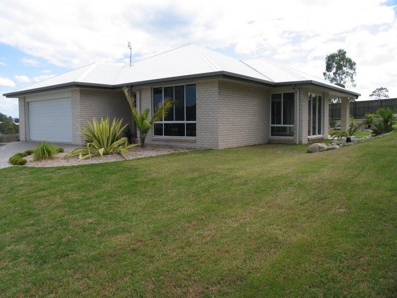8 Ridgeview Drive, Gympie QLD 4570