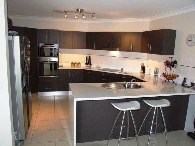 10 Hilltop Avenue, Southside QLD 4570