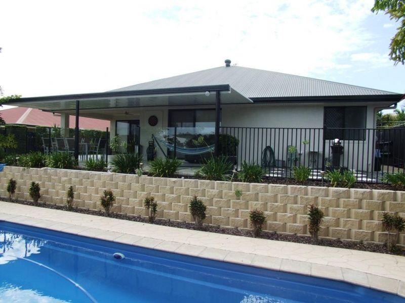 10 Hilltop Avenue, Southside QLD 4570