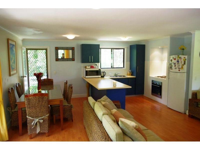 31 Tablelands Road, Cooran QLD 4569