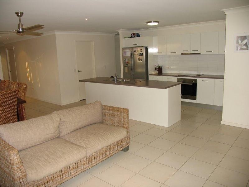 10 Directors Circuit, Jones Hill QLD 4570