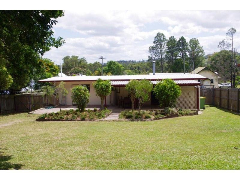 16 Busby Street, Amamoor QLD 4570