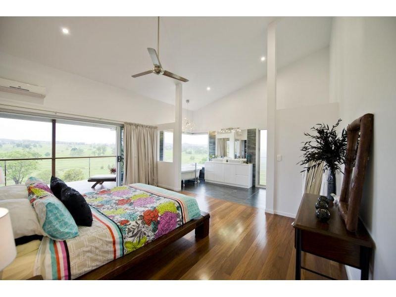 132 Wilton Road, Greens Creek QLD 4570