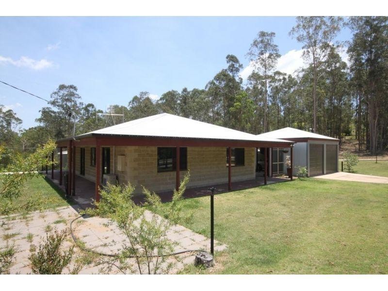 13 Sykes Rd, Glenwood QLD 4570