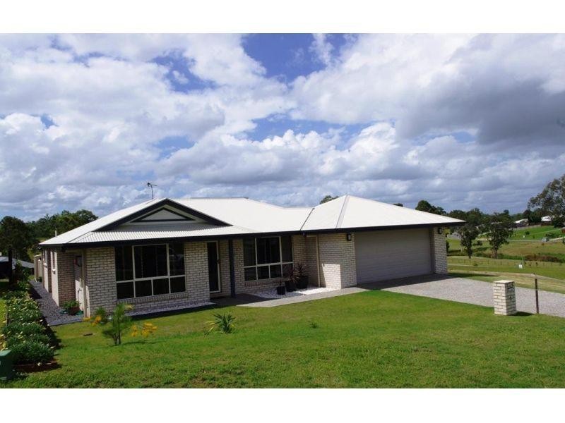 6 Supremacy Place, Jones Hill QLD 4570