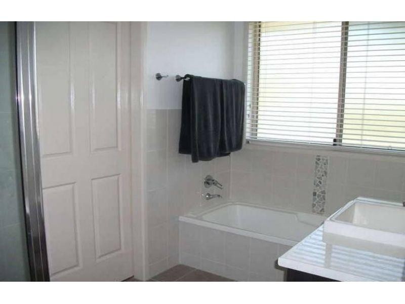 138  Groundwater Road, Southside QLD 4570