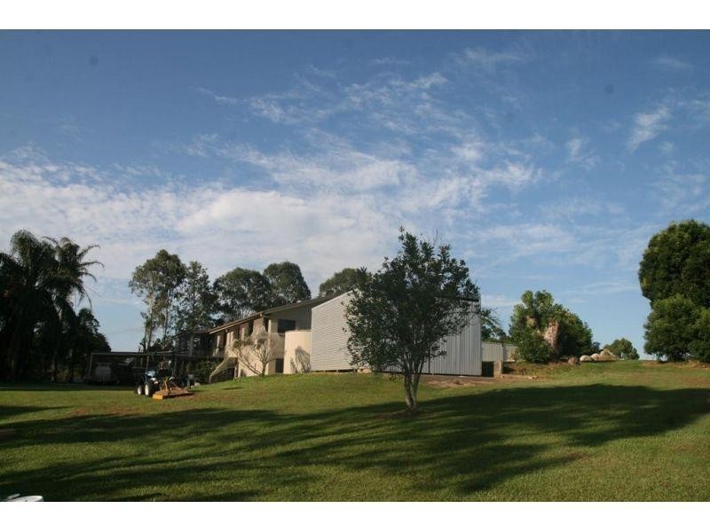 24 Arlington Road, Victory Heights QLD 4570