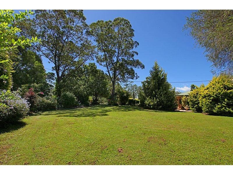 2 Rawlins Road (just off Fritz Rd), Chatsworth QLD 4570