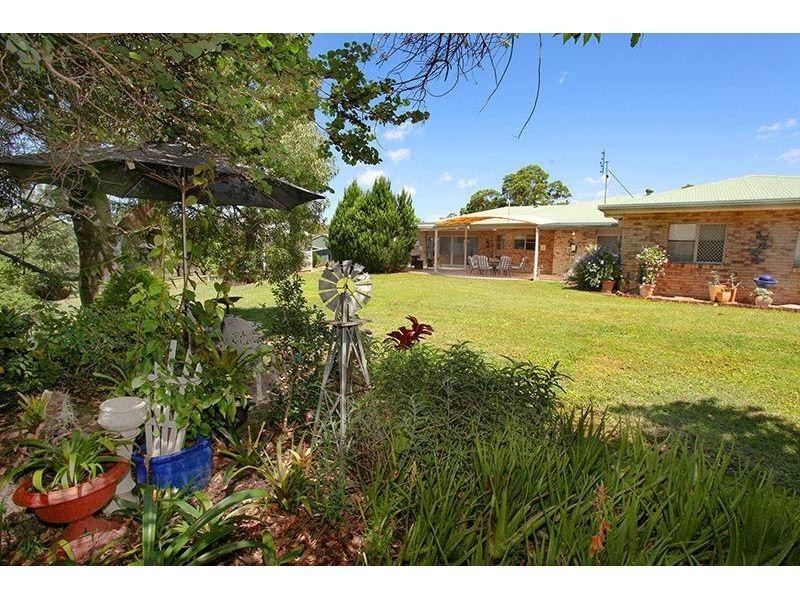 2 Rawlins Road (just off Fritz Rd), Chatsworth QLD 4570