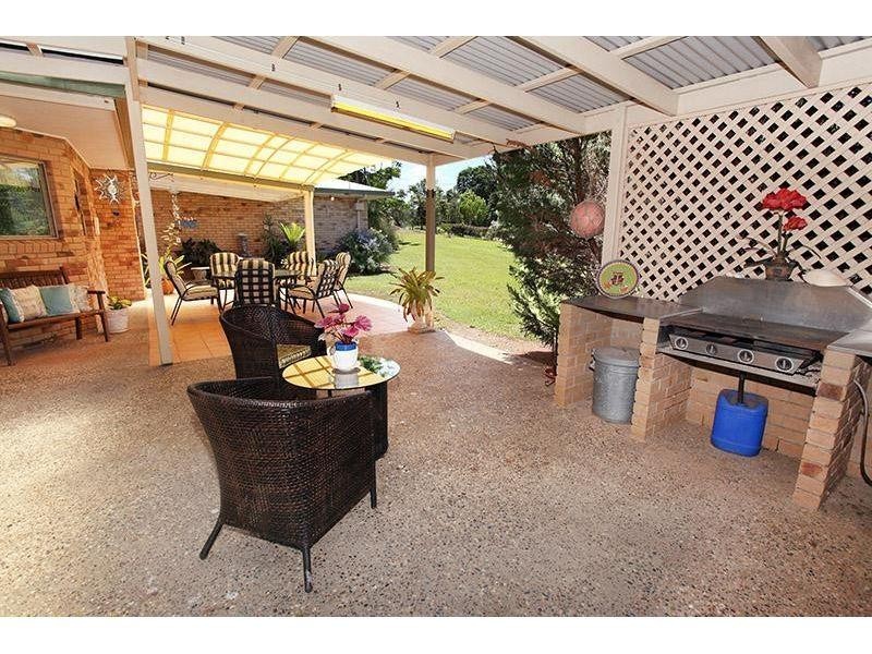 2 Rawlins Road (just off Fritz Rd), Chatsworth QLD 4570