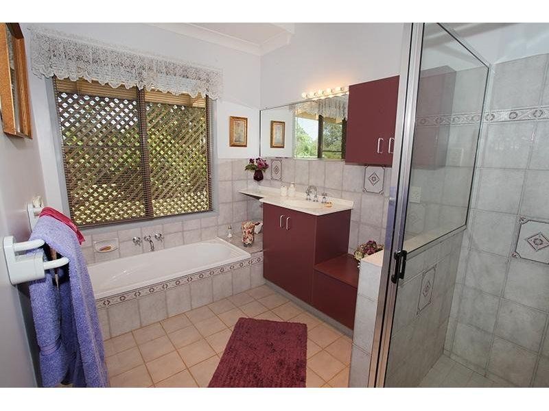 2 Rawlins Road (just off Fritz Rd), Chatsworth QLD 4570