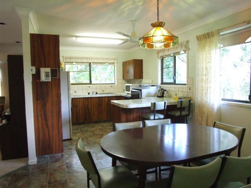 62  Watson Road, Southside QLD 4570