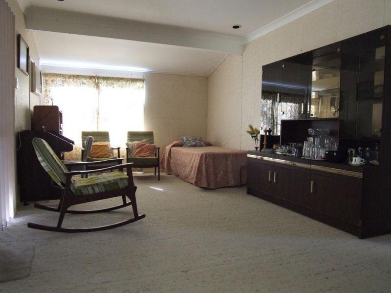 62  Watson Road, Southside QLD 4570