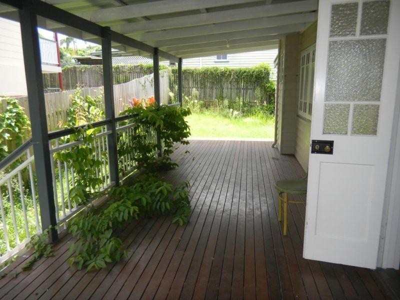 24 Caledonian Hill, Gympie QLD 4570