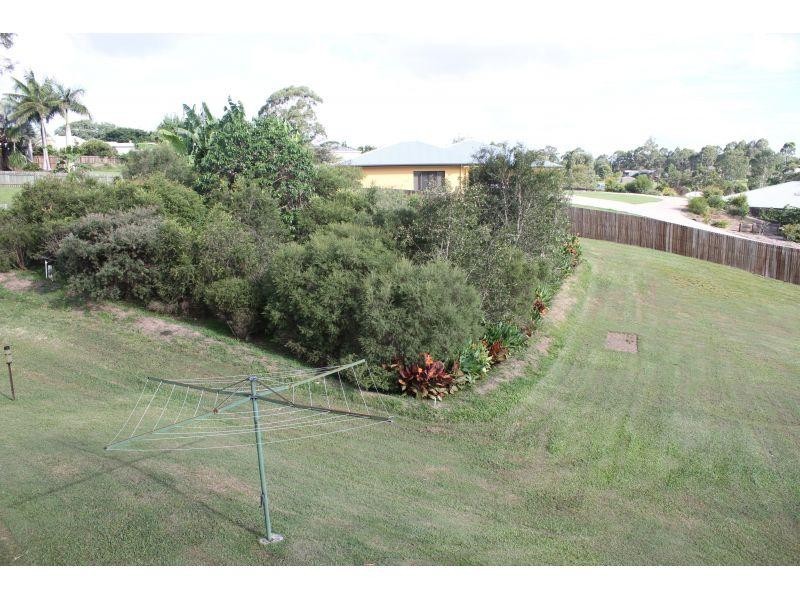5 Rosewood Court, Southside QLD 4570