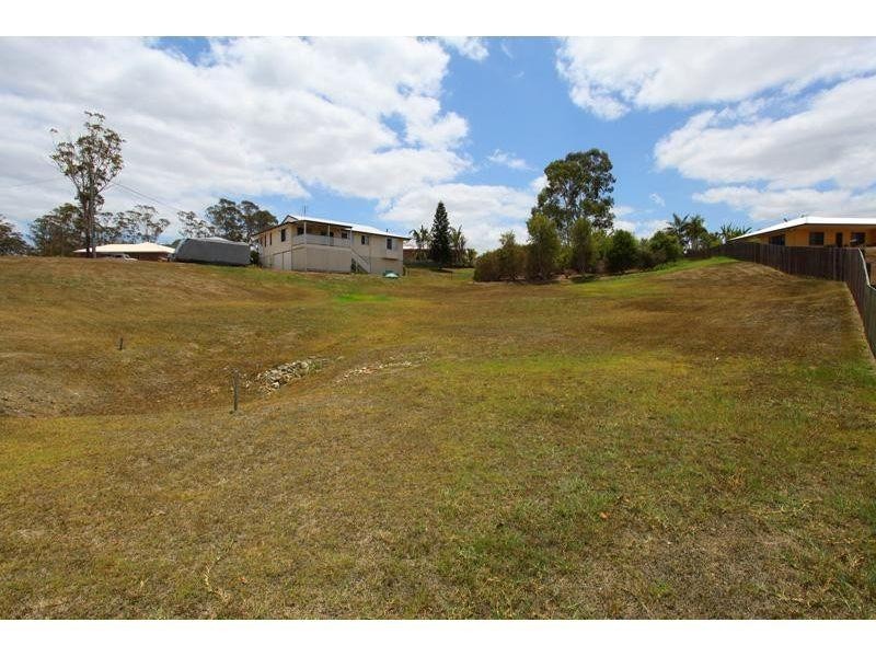 5 Rosewood Court, Southside QLD 4570