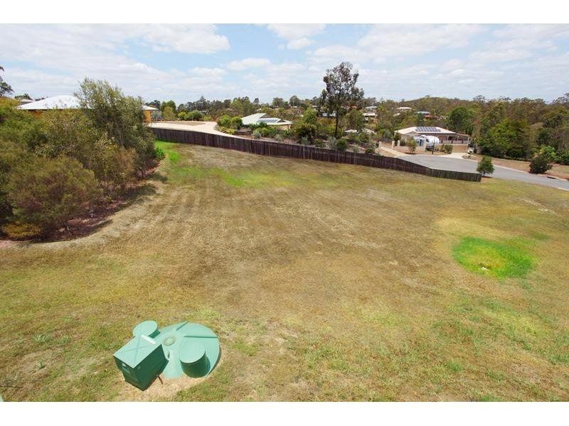 5 Rosewood Court, Southside QLD 4570