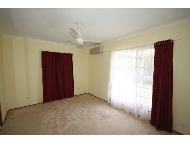 7 Furness Road, Southside QLD 4570