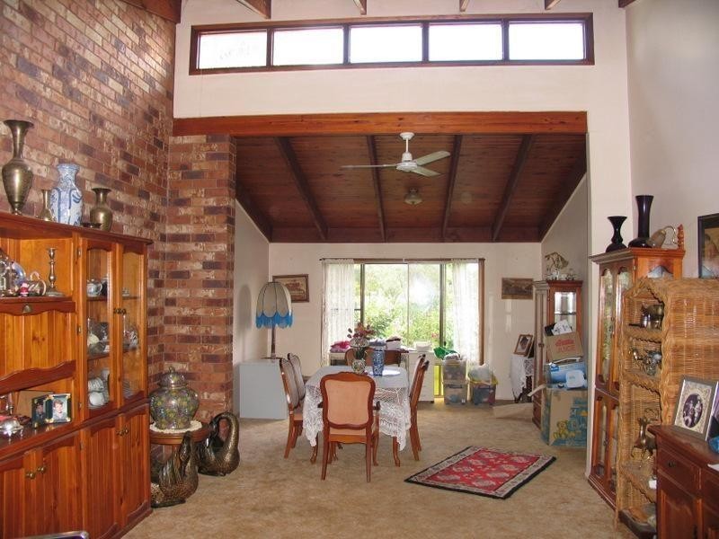 2 Daphne Street, Southside QLD 4570