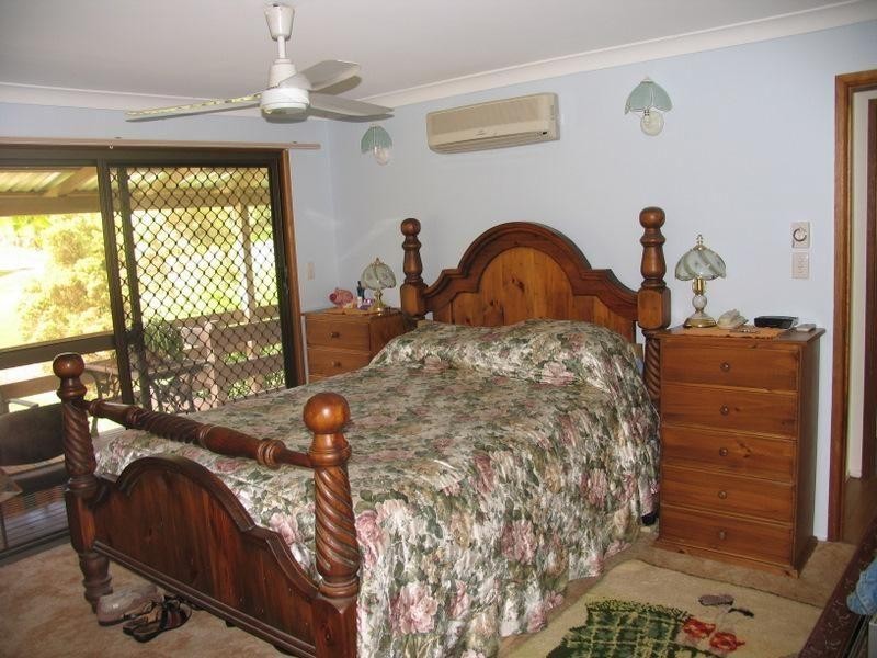 2 Daphne Street, Southside QLD 4570