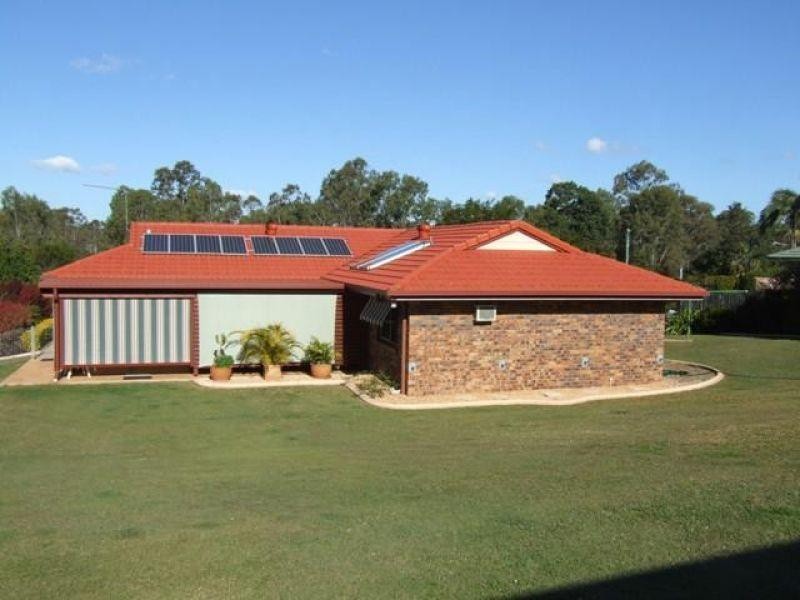 25 Emerald Drive, Southside QLD 4570