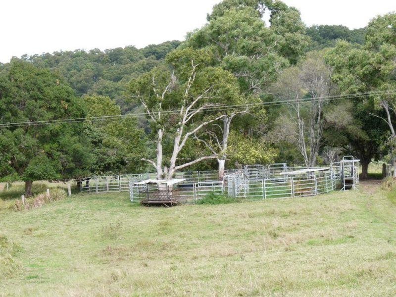 Goomboorian QLD 4570