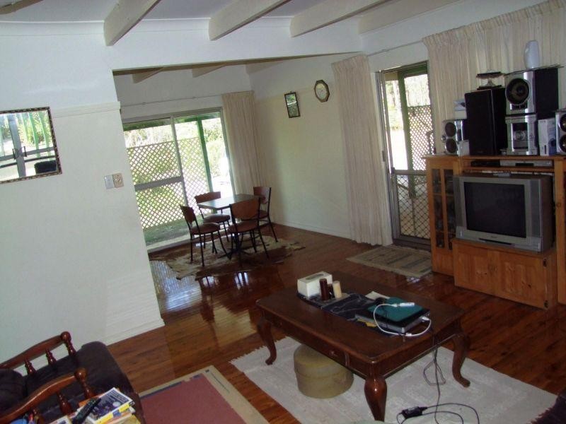 1712 Harvey Siding Rd, Curra QLD 4570