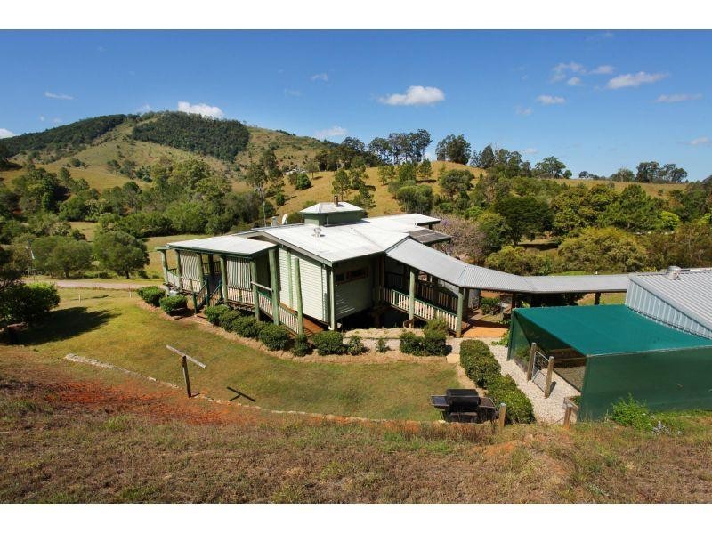 217 Mullins Creek Rd, Goomboorian QLD 4570