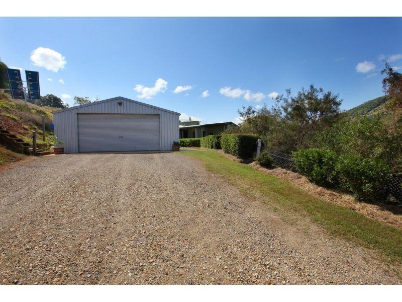 217 Mullins Creek Rd, Goomboorian QLD 4570