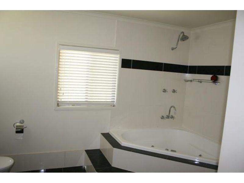 143 Phillips Road, Veteran QLD 4570