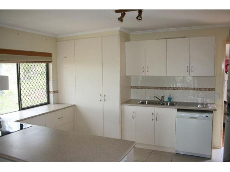 143 Phillips Road, Veteran QLD 4570