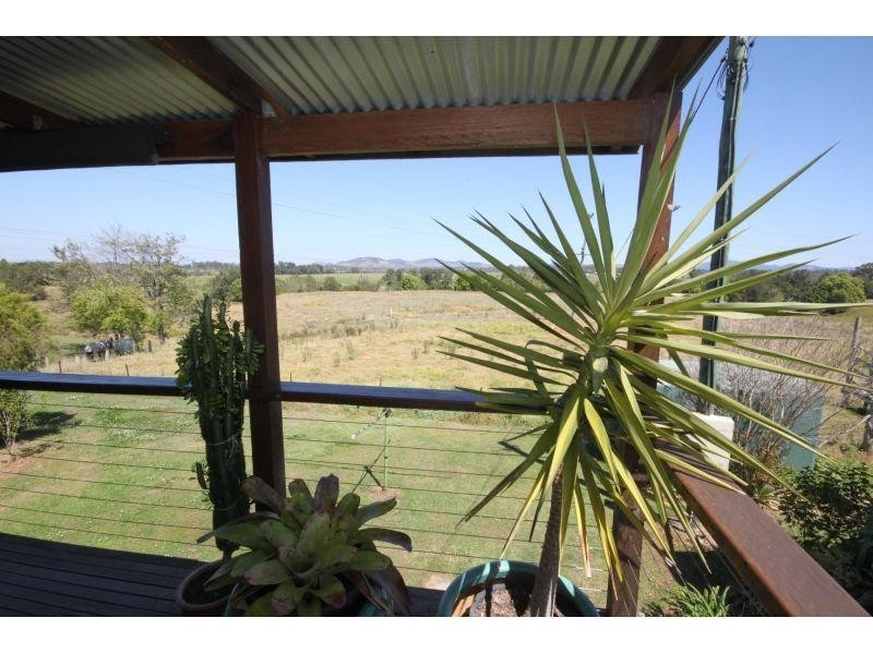 756 Bruce Highway South, Kybong QLD 4570