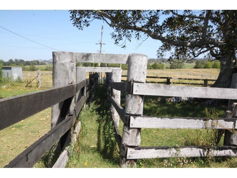 756 Bruce Highway South, Kybong QLD 4570