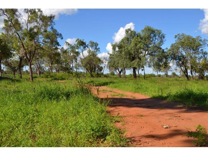 Winton QLD 4735
