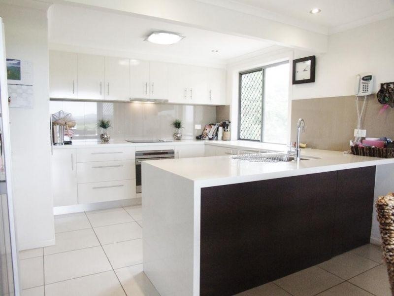 181 Kiaka Road, Lagoon Pocket QLD 4570
