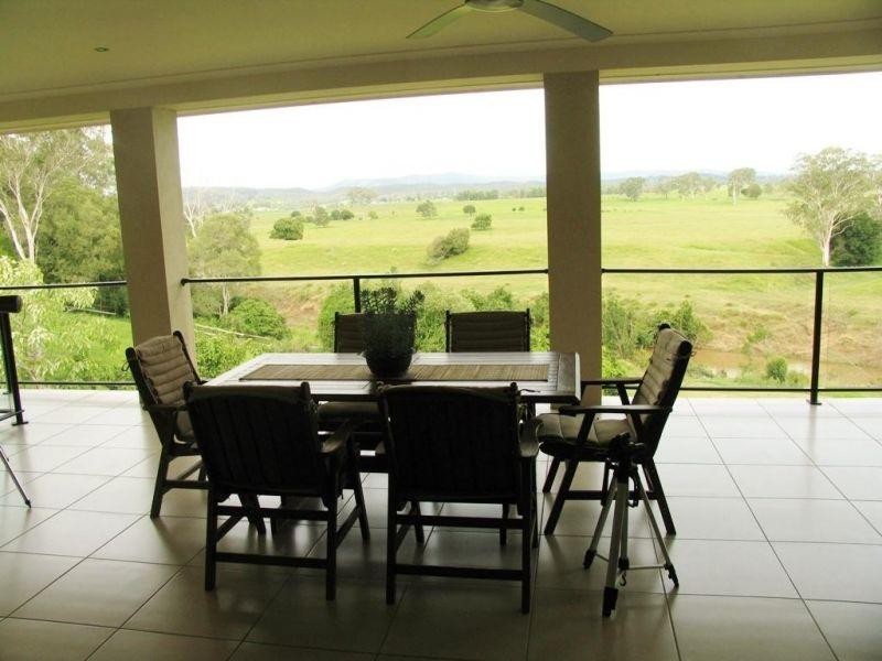 181 Kiaka Road, Lagoon Pocket QLD 4570
