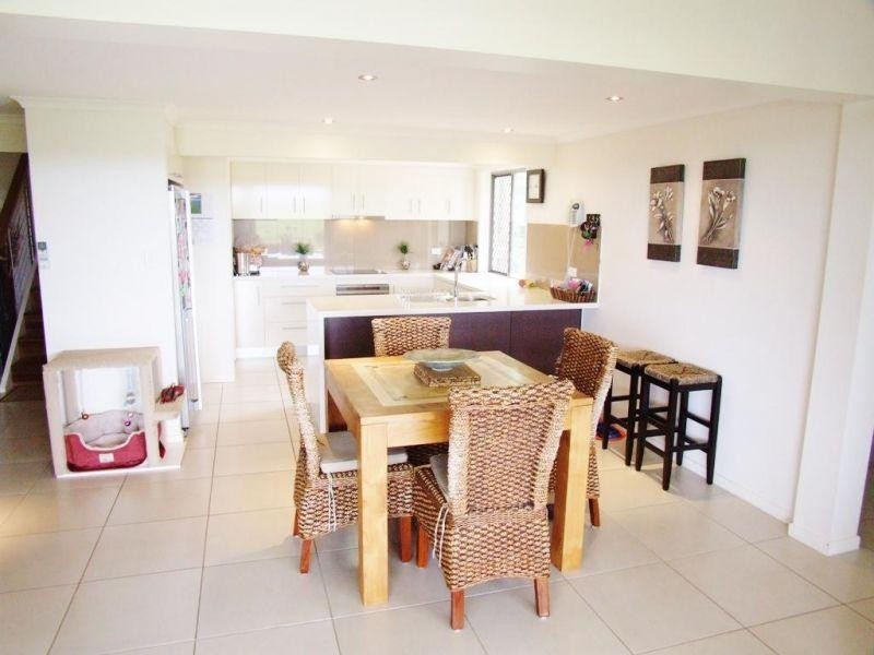 181 Kiaka Road, Lagoon Pocket QLD 4570