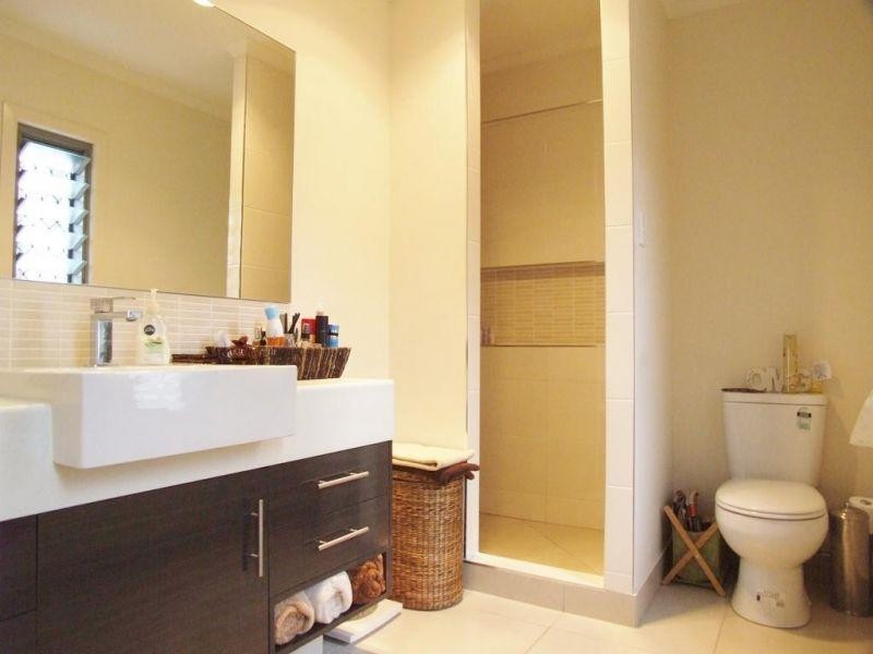 181 Kiaka Road, Lagoon Pocket QLD 4570