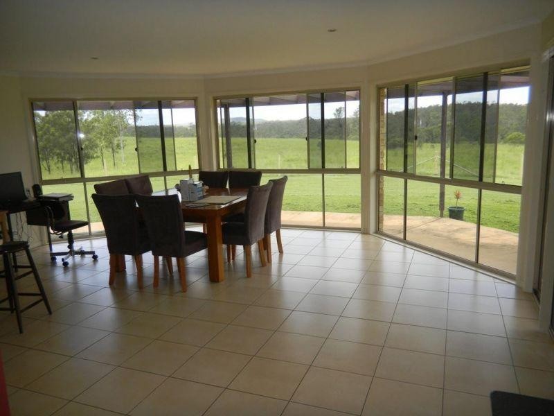 Glenwood QLD 4570