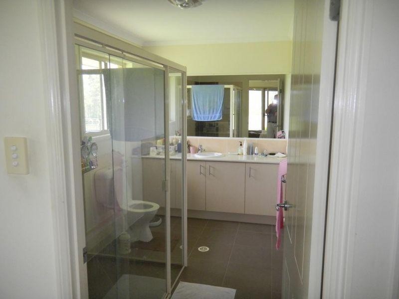 Glenwood QLD 4570