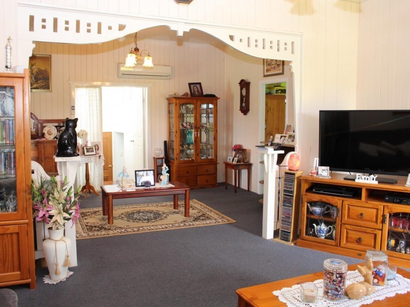 58 Cullinane Road, Mothar Mountain QLD 4570