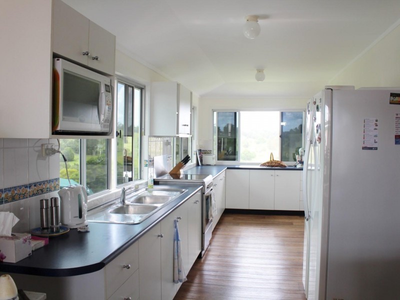 80 Offer Road, Veteran QLD 4570