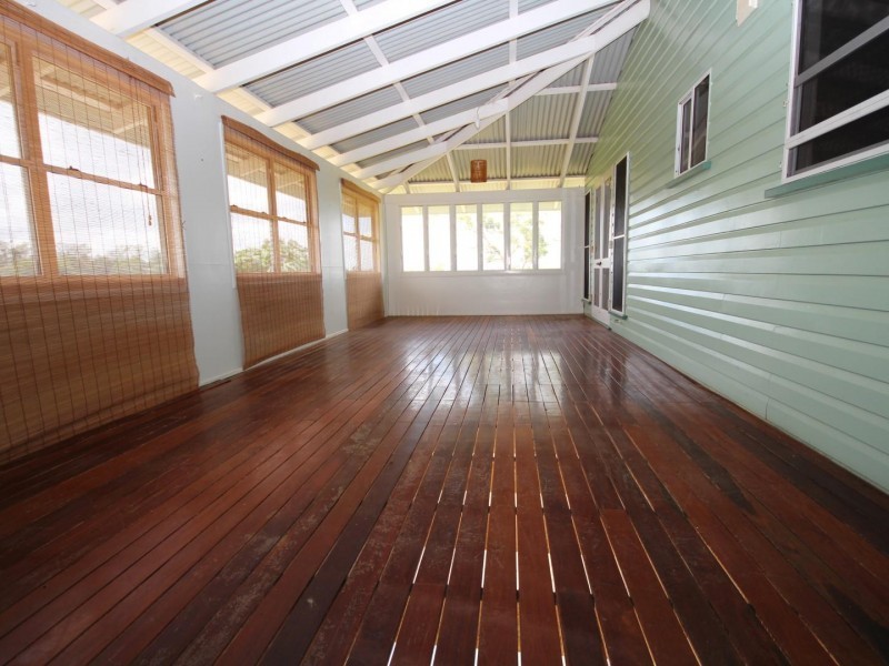 121 Hood Road, Veteran QLD 4570