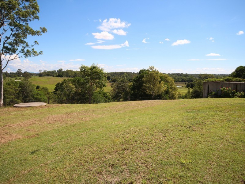 121 Hood Road, Veteran QLD 4570