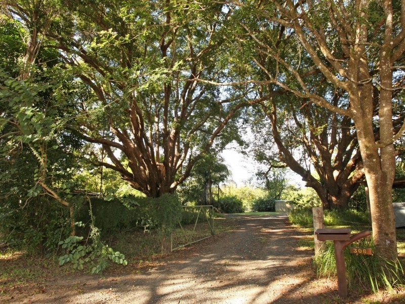 306 Louis Bazzo Drive, Pomona QLD 4568