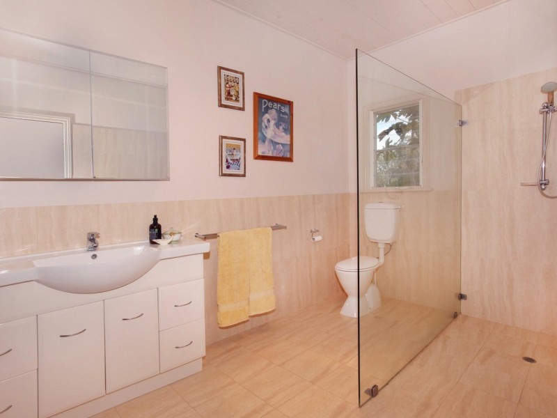 306 Louis Bazzo Drive, Pomona QLD 4568