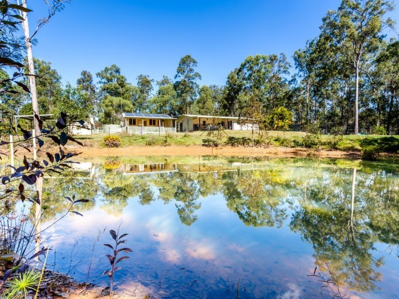 25 Wattle Ave, Bells Bridge QLD 4570