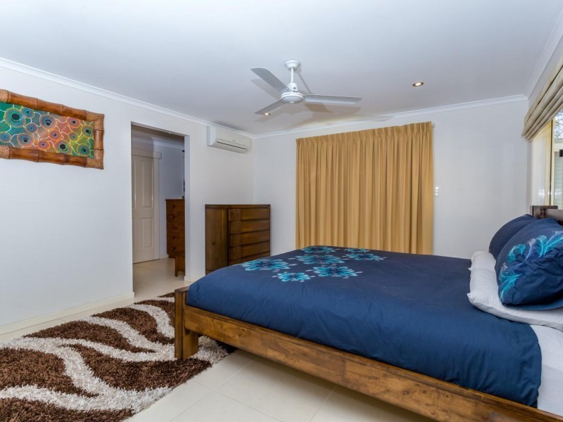 25 Wattle Ave, Bells Bridge QLD 4570