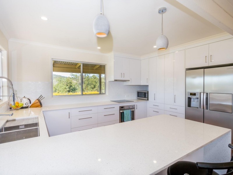 51 Riley Road, Traveston QLD 4570