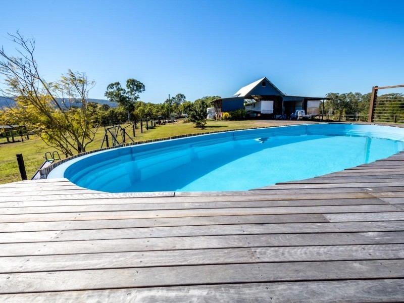 51 Riley Road, Traveston QLD 4570